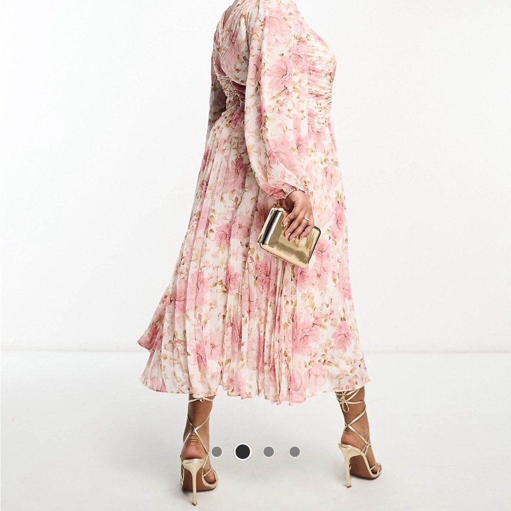 Ever New Curve ruched pleated midaxi dress in floral pink